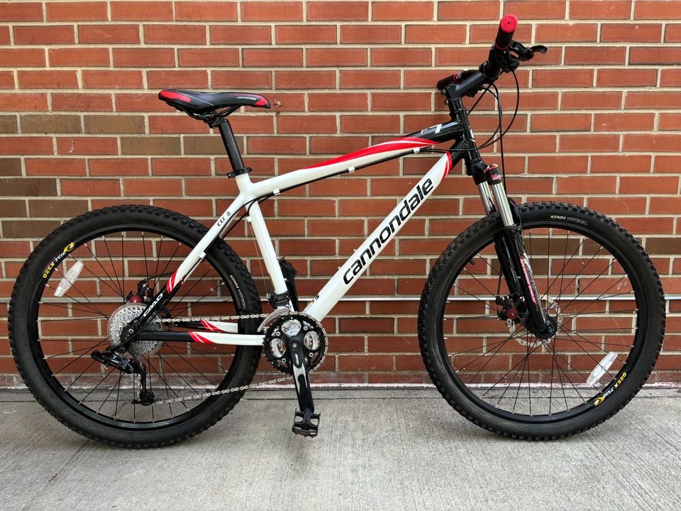 Cannondale F7 - 19"