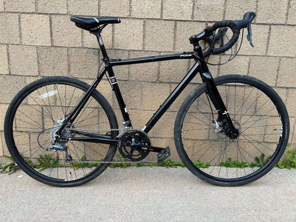 Fuji Tread - 54cm